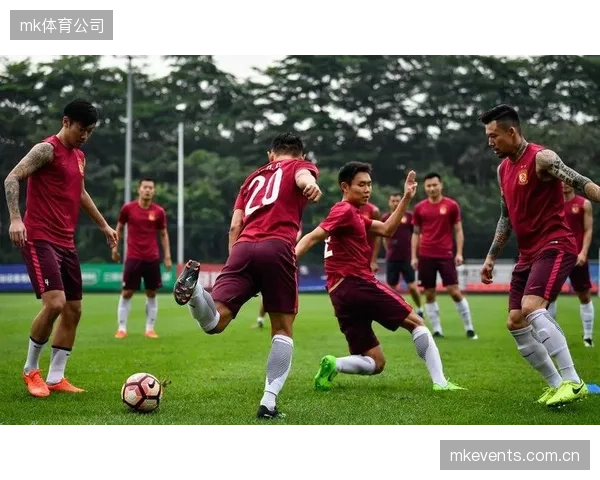 朴镇燮战术多面手属性凸显，其零黄牌记录或成后防轮换首选。